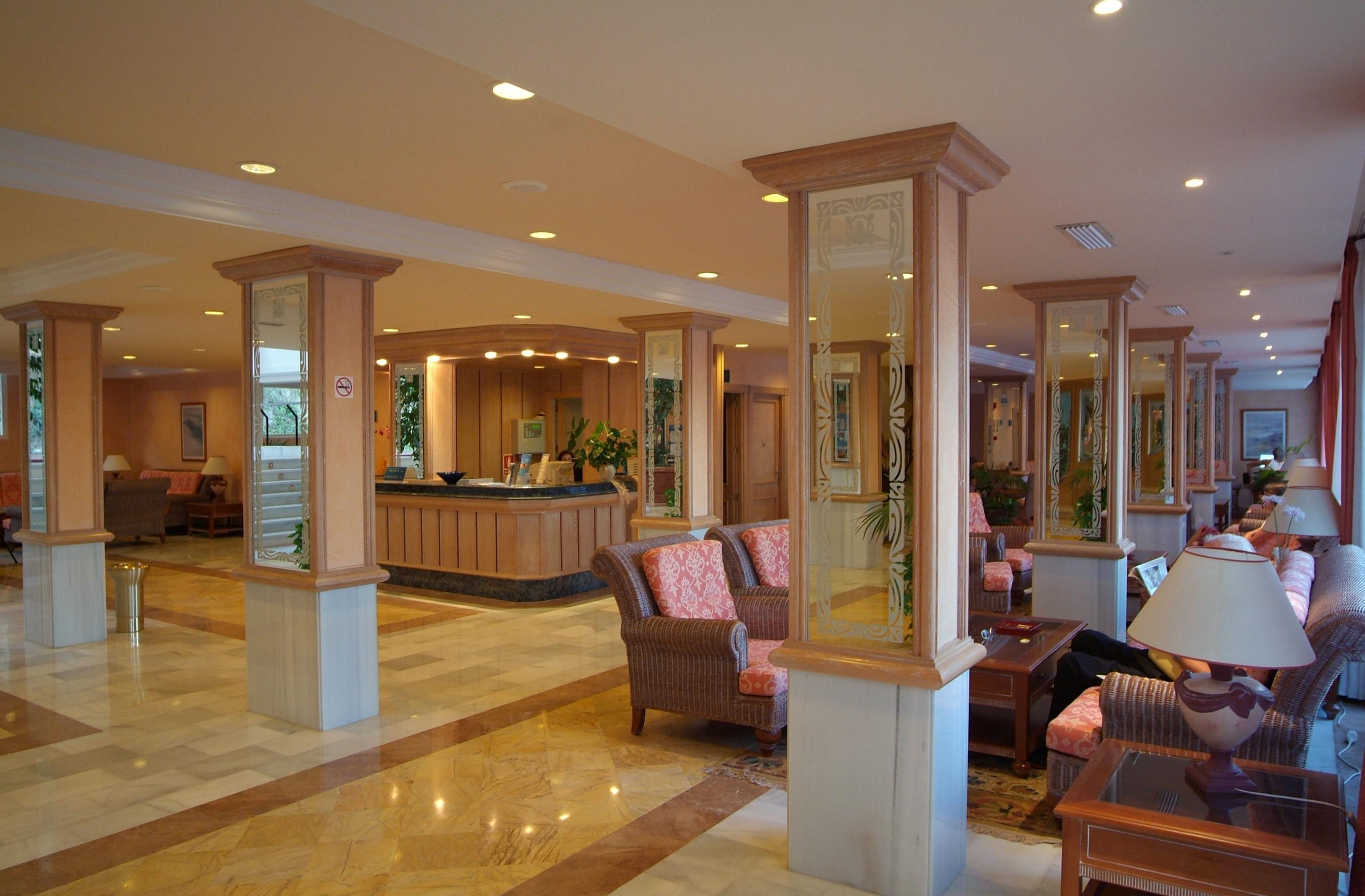 Grupotel Cala San Vicente Sant Joan De Labritja Esterno foto Lobby