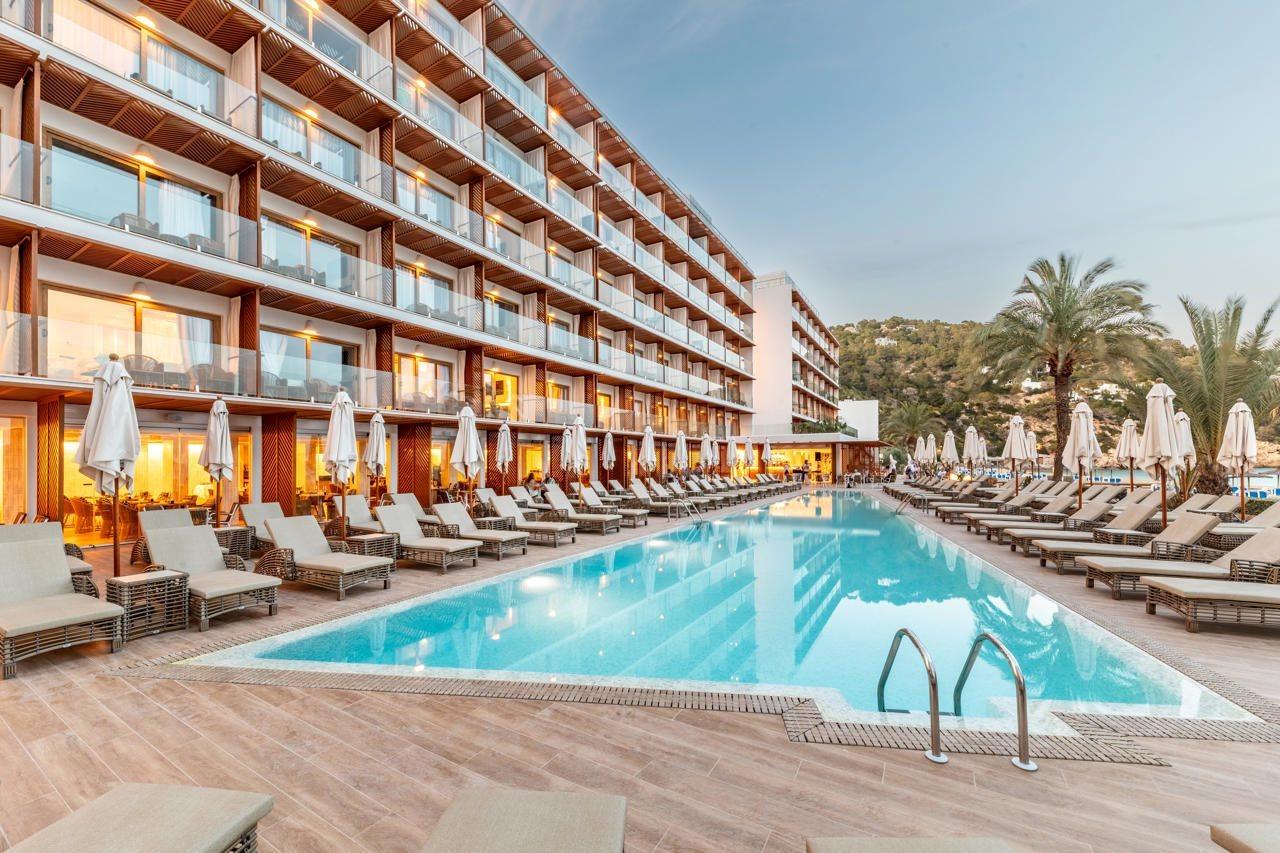Grupotel Cala San Vicente Sant Joan De Labritja Esterno foto