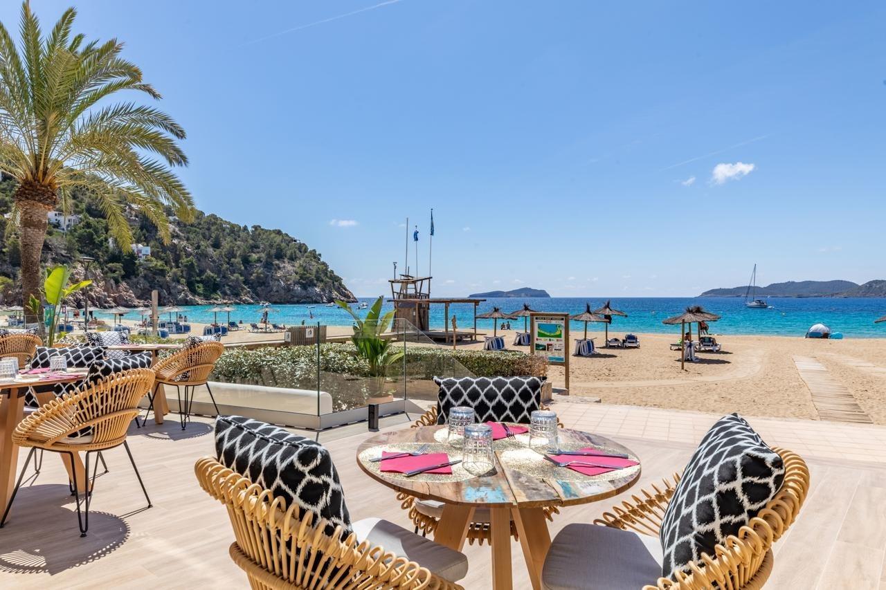 Grupotel Cala San Vicente Sant Joan De Labritja Esterno foto Beach at the hotel