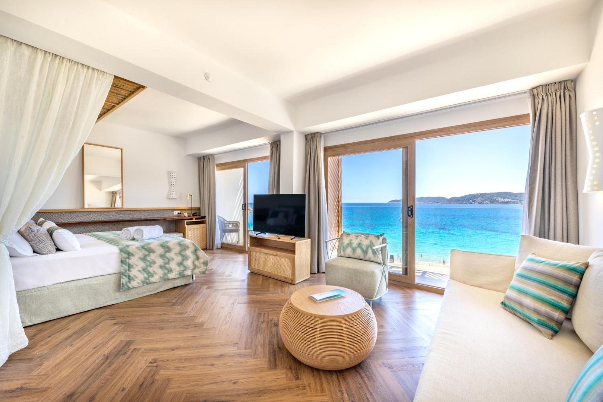 Grupotel Cala San Vicente Sant Joan De Labritja Esterno foto