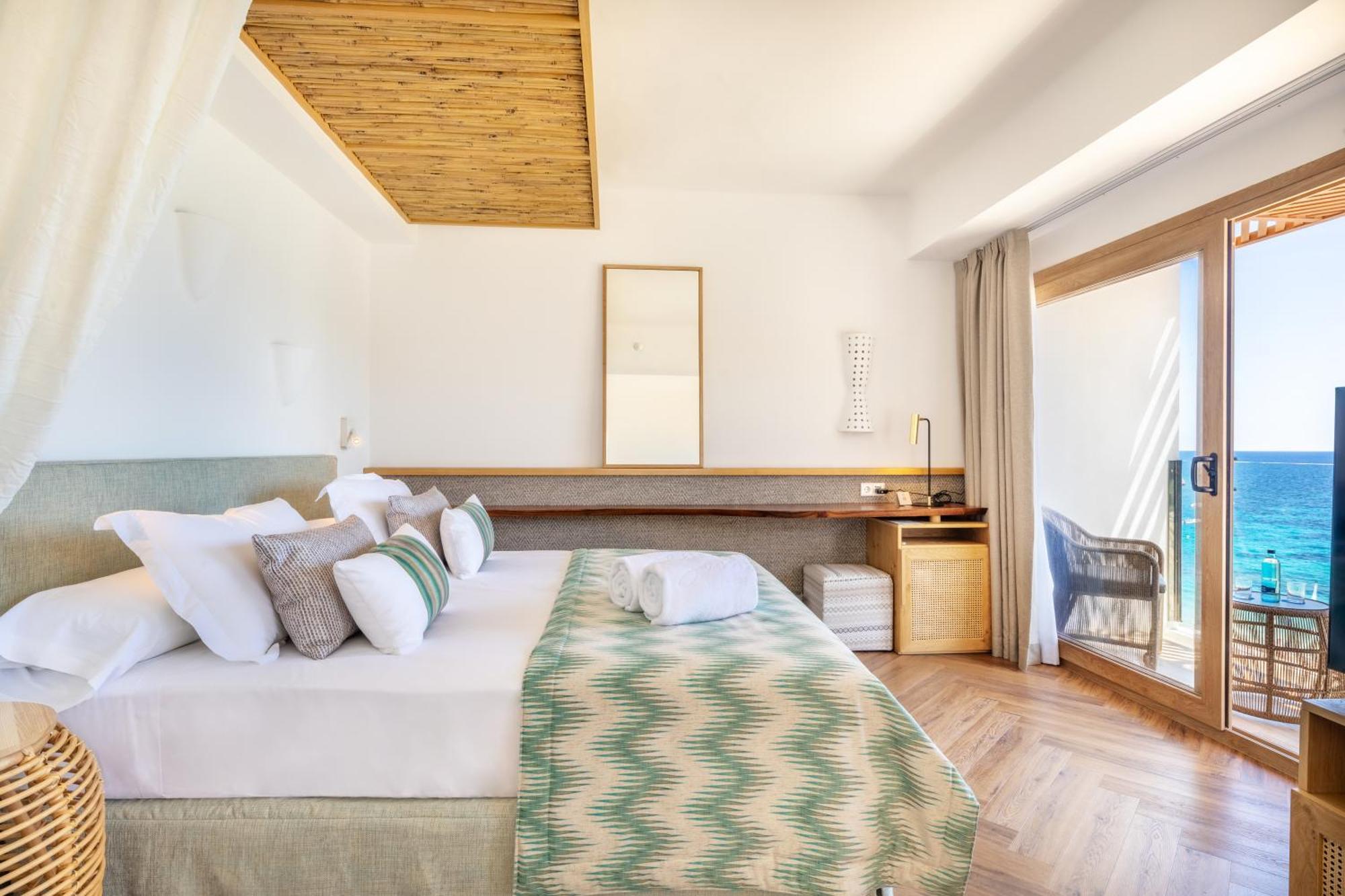 Grupotel Cala San Vicente Sant Joan De Labritja Esterno foto Deluxe Ocean View